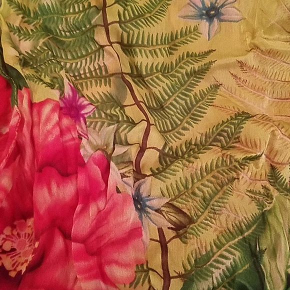 Scarves - Picture 6 of 8